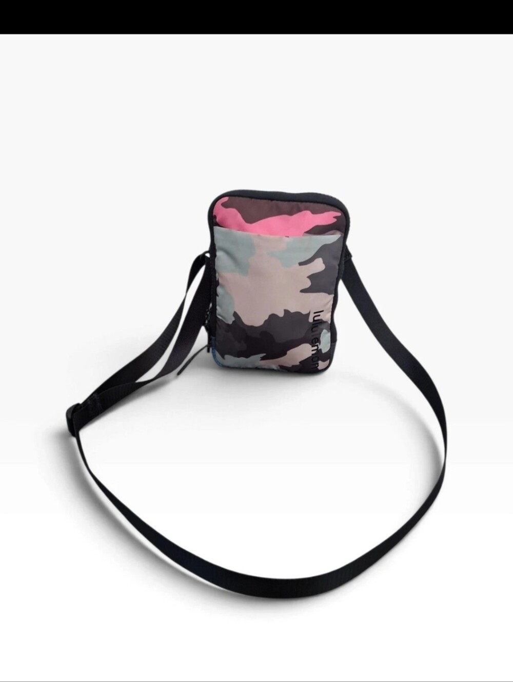 Lululemon Easy Access Crossbody Bag Heritage 365 Camo Pink Blue Passport Phone